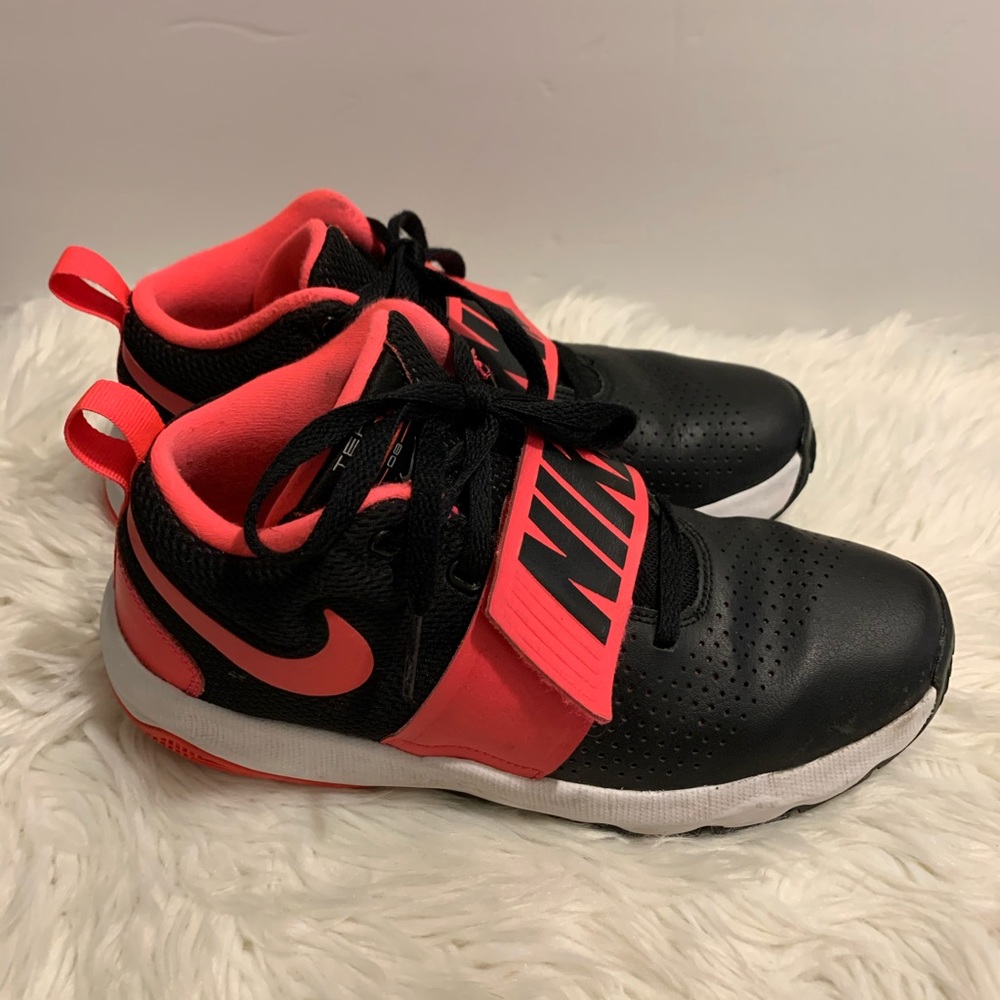 Nike shoes size 6.5y